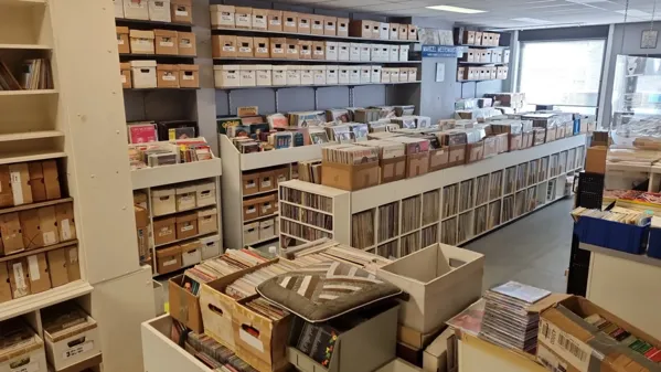 Record Store: Keep on Rockin '