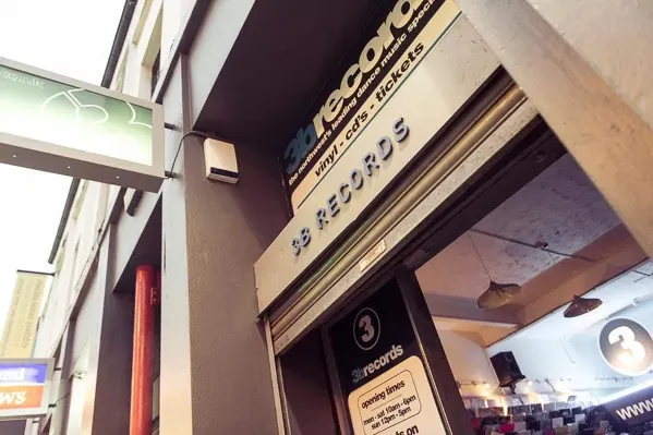 Record Store: 3B Records
