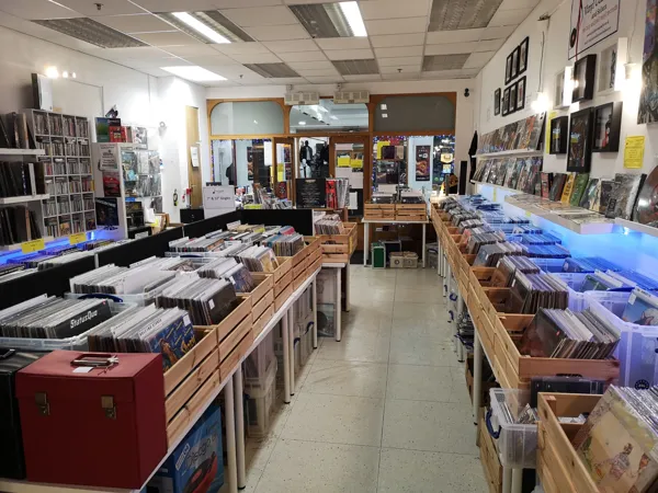 Vinyl Collectors and Sellers