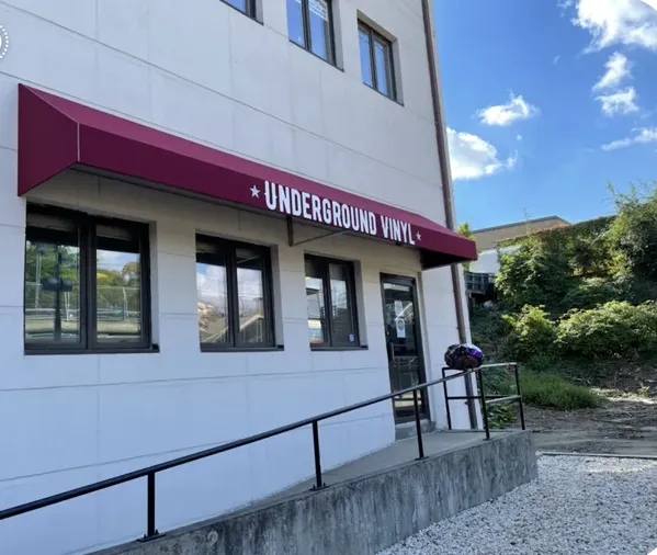 Record store thumbnail: Underground Vinyl