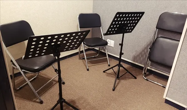 Record Store: Samgakji Music Studio