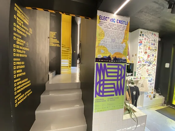 Record store thumbnail: DjSuperStore HUB