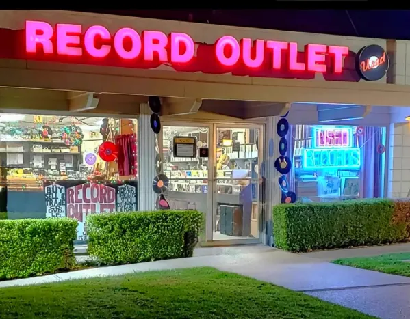 Record store thumbnail: Record Outlet