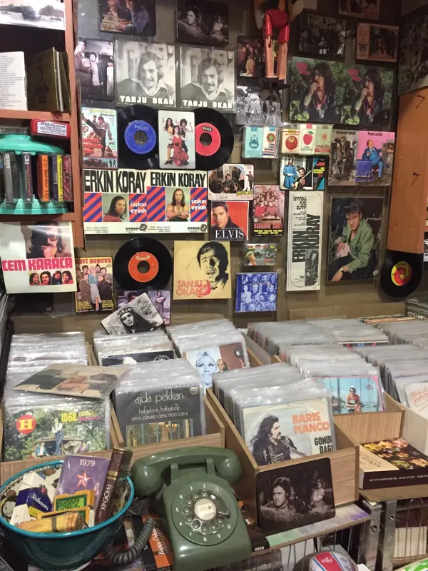 Record store thumbnail: Beşiktaş Sahaf Plak Evi