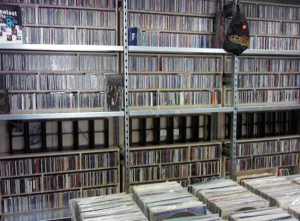 Record store thumbnail: TESTHIFI компакт-диски (CD), виниловые пластинки, аудиоаппаратура