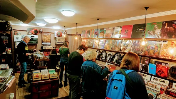 Record store thumbnail: Winylmojapasja.pl / Hi-Fi