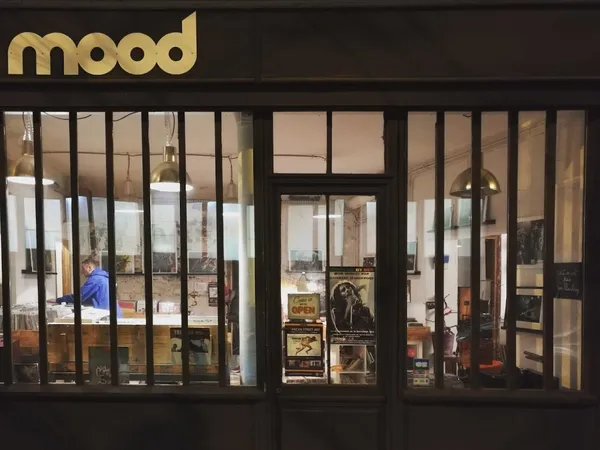 Record store thumbnail: Mood