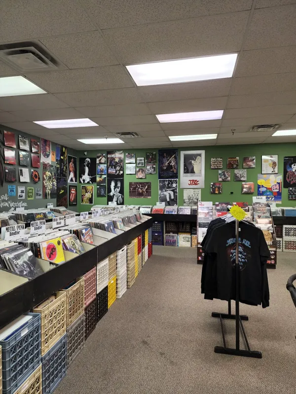 Record store thumbnail: Bigfoot's House of Vinyl and More