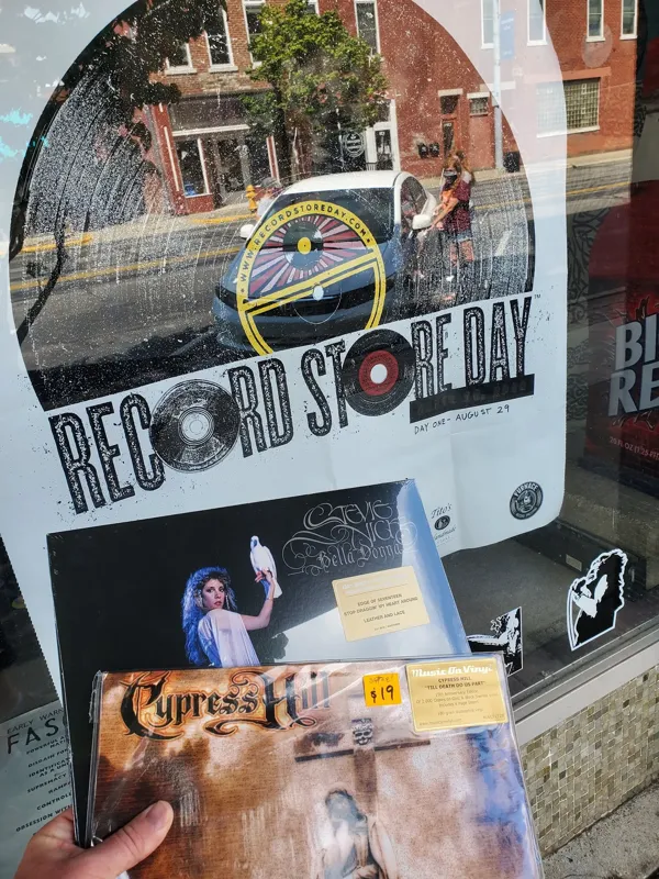 Record Store: 13th Floor Music & Accessories