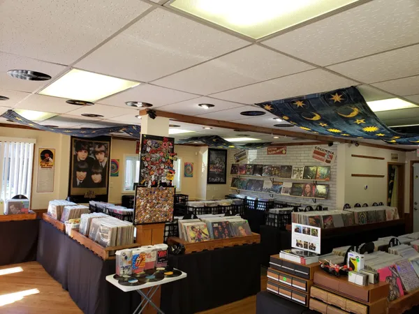 Record Store: Reef Records