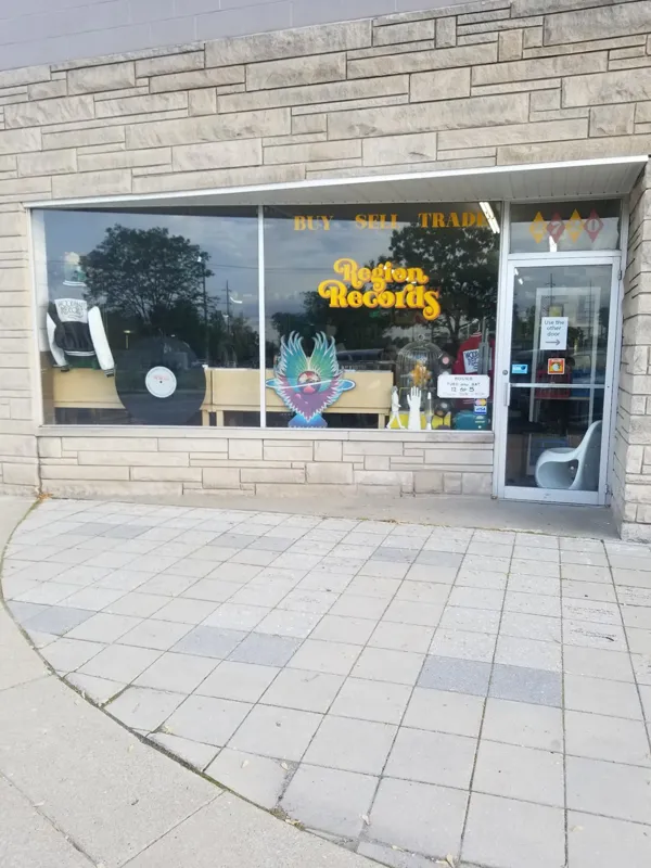 Record store thumbnail: Region records