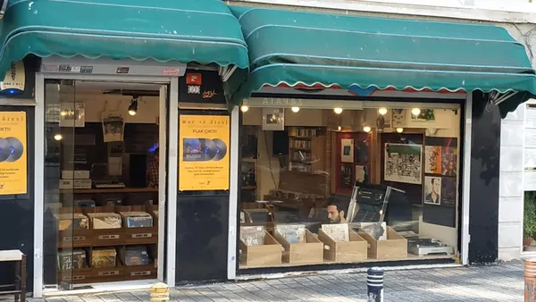 Record store thumbnail: Rainbow45 Records