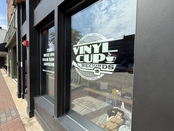 Record store thumbnail: Vinyl Cup Records - Cedar Falls