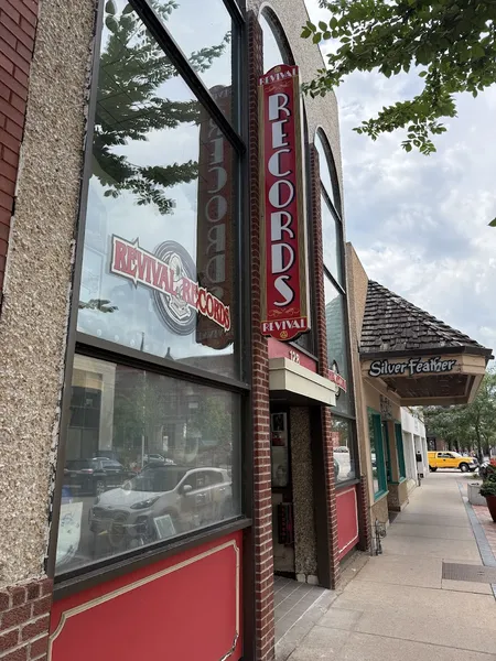 Record Store: Revival Records