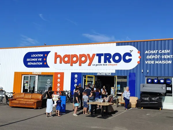 Record store thumbnail: Happy Troc Les Sables d'Olonne, Vide-maison & débarras 85