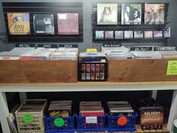 Record store thumbnail: Haul House Records