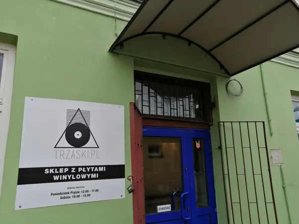 Record Store: trzaski