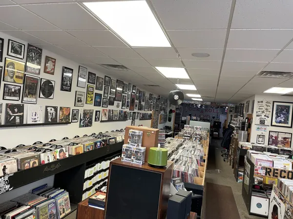 Record Store: Rock N' Roll Land