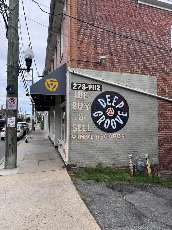 Record store thumbnail: Deep Groove Records