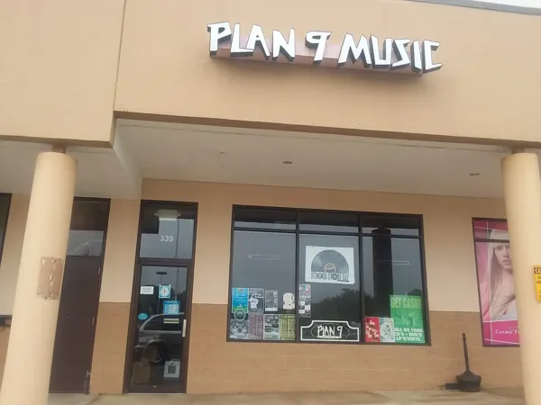 Record Store: Plan 9 Music