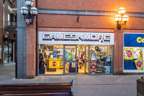 Record store thumbnail: GAMESnMORE