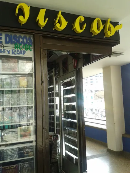 Record Store: THE BEATLES