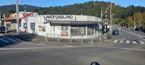 Record Store: Wonderland Records