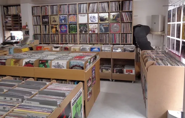 Record Store: 6pack records