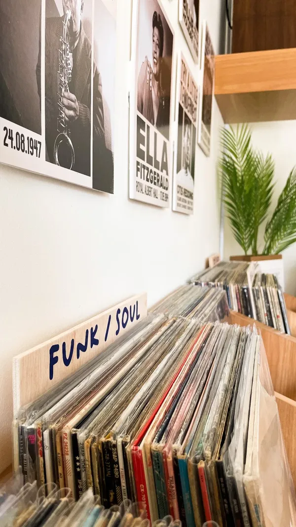 Record store thumbnail: Bandidas Records