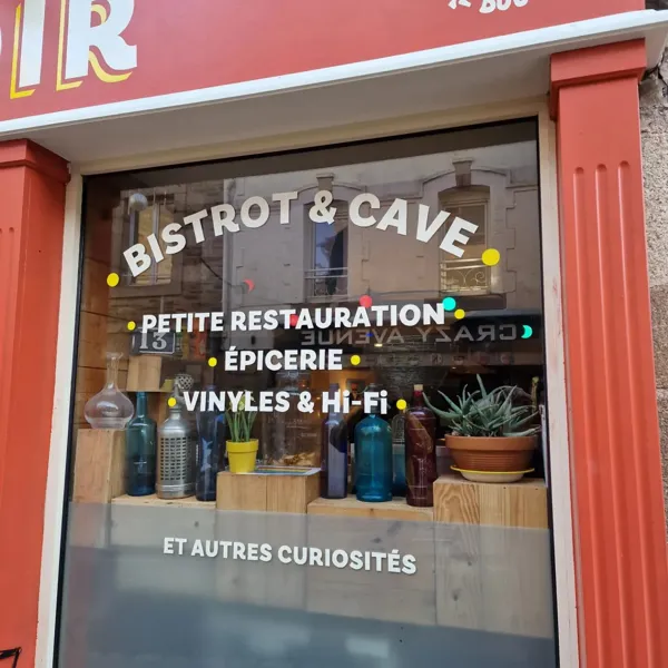 Record store thumbnail: Le Comptoir de Tourne-Disques & Tire-Bouchons