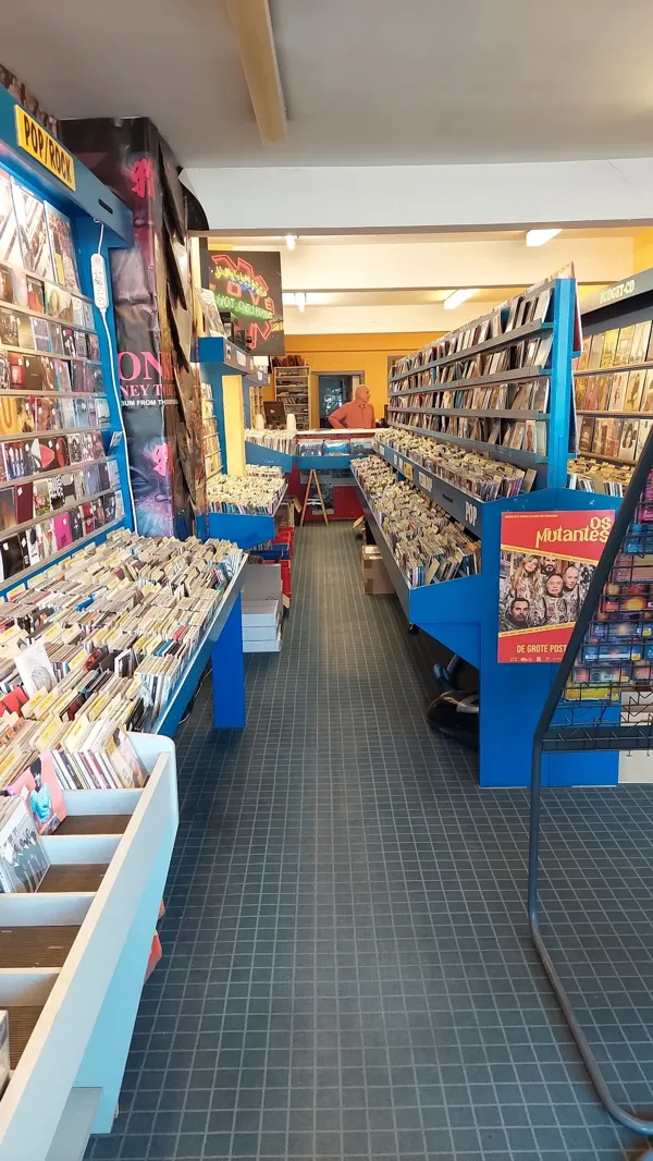 Record Store: Compact Center - Ostensche Ploate