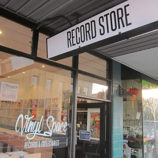 Record store thumbnail: Vinyl Space