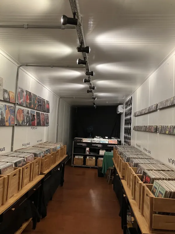 Record store thumbnail: Cafofinho Discos