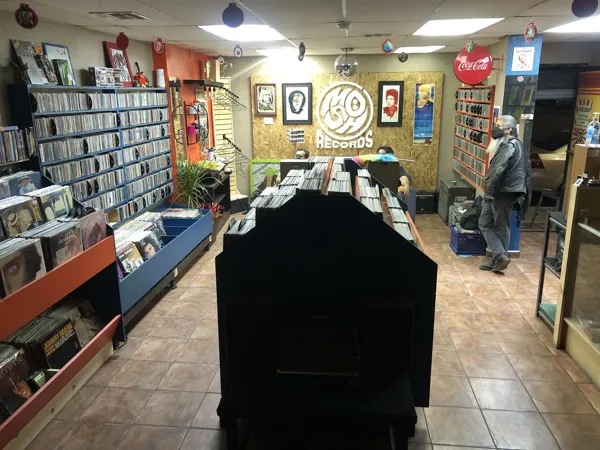 Record store thumbnail: Mosh Records