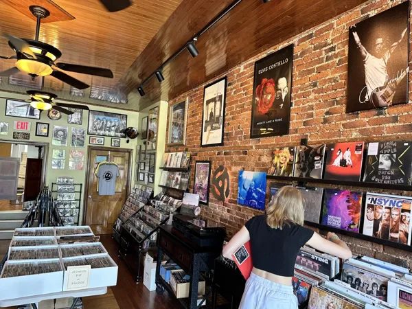 Record store thumbnail: The Record Shop