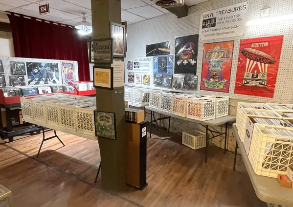 Record store thumbnail: Vinyl Treasures