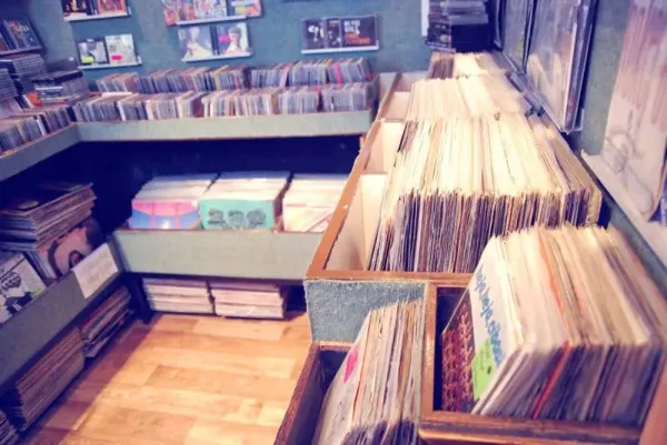 Roxy Second Hand Shop