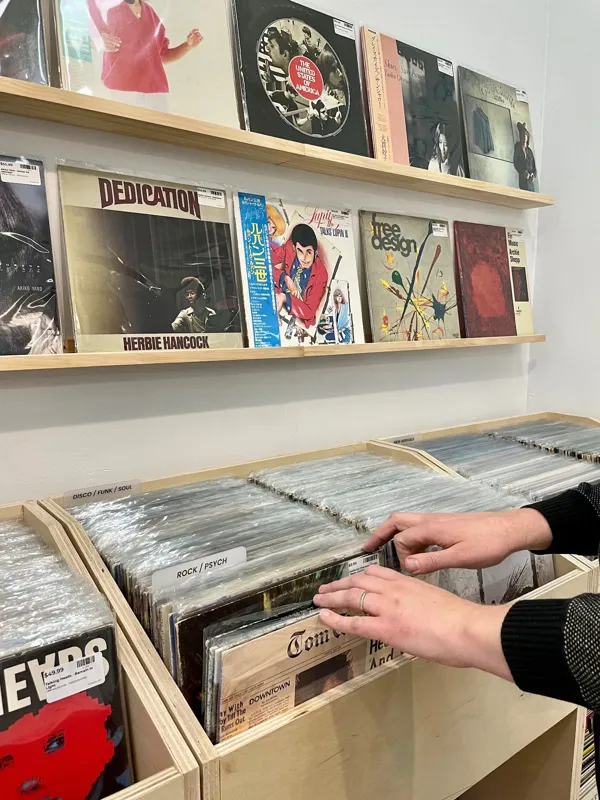 Record store thumbnail: Offshore Sounds