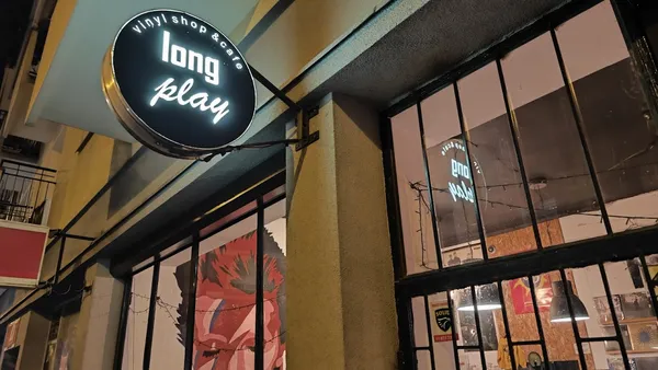 Record store thumbnail: Longplay Vinyl shop & Cafe