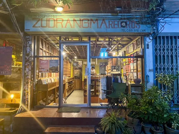 Record store thumbnail: Zudrangma Records