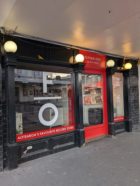 Record Store: Flying Out