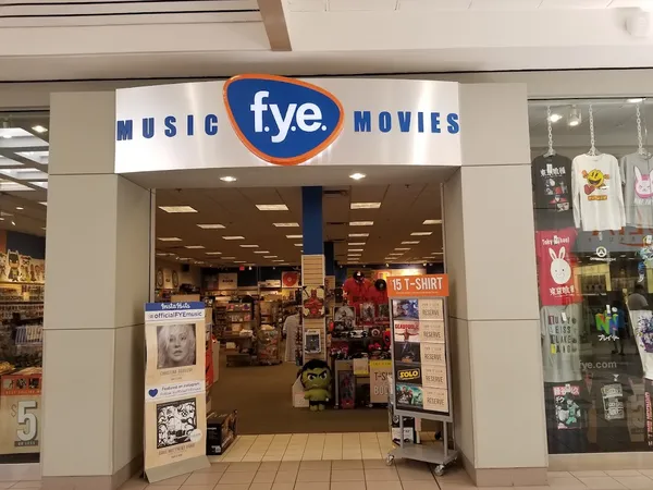 Record store thumbnail: FYE