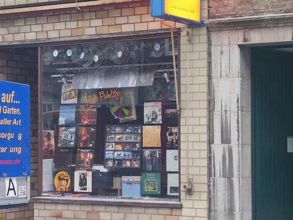 Record Store: High Fidelity