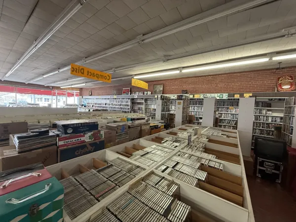 Record store thumbnail: Remember When Records