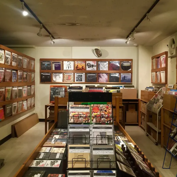 Record Store: STORE15NOV (ストア・ジューゴノヴ)
