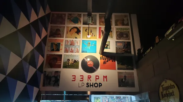 33 RPM LP Shop