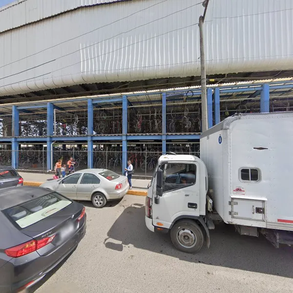 Record Store: Discos Morales Cuautitlan