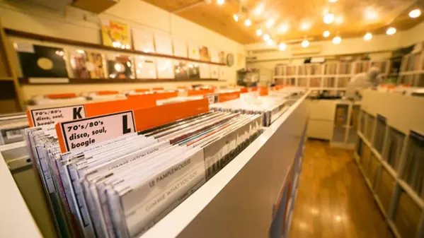 Record Store: next records
