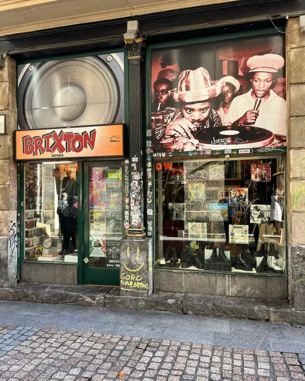 Record store thumbnail: Música y Moda Brixton Denda