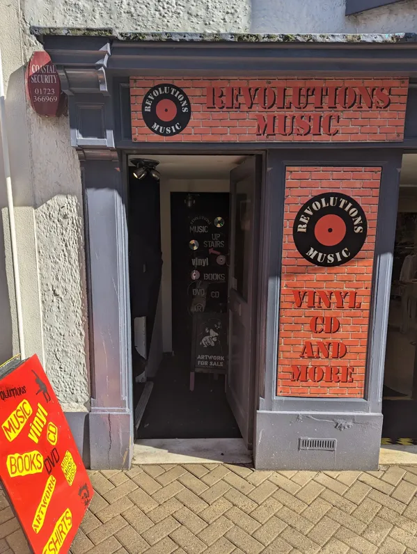 Record store thumbnail: Revolutions Music